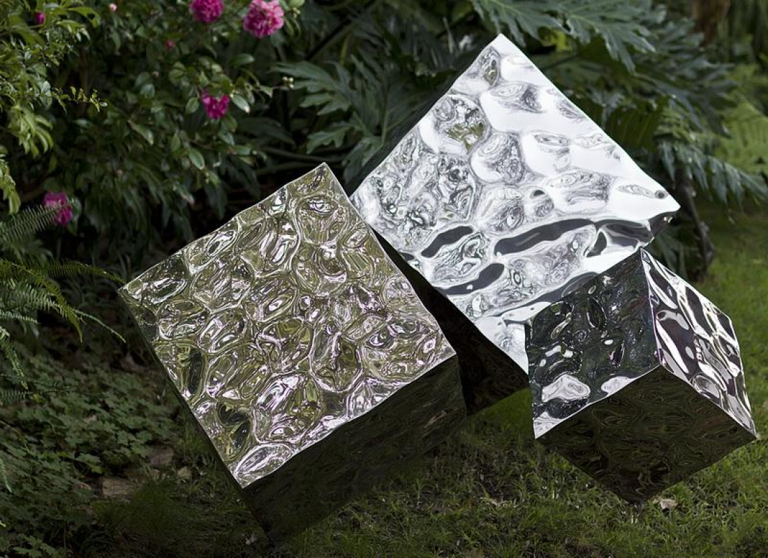 Mercury Cubes
